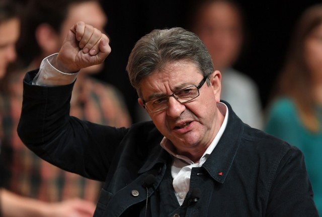 Il candidato di sinistra alle elezioni presidenziali in Francia Jean-Luc Melenchon