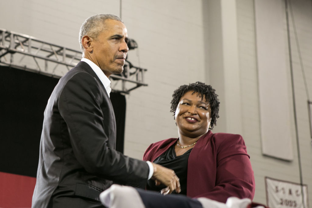 L'ex presidente Usa Barack Obama in compagnia della candidata al posto di governatore della Georgia, la Democratica Stacey Abrams.